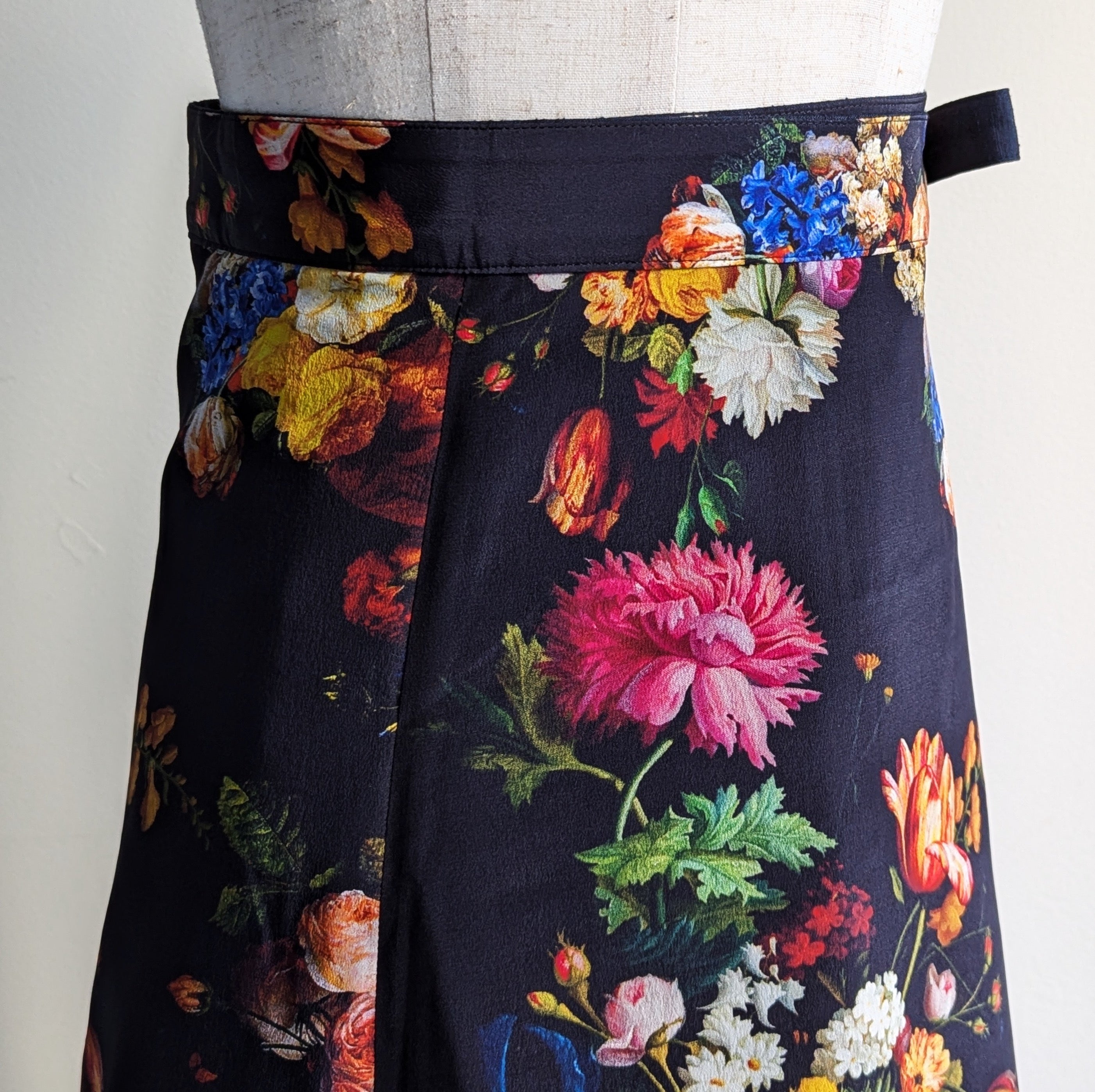 Reversible Skirt Flare - Fiori Vari - Nero