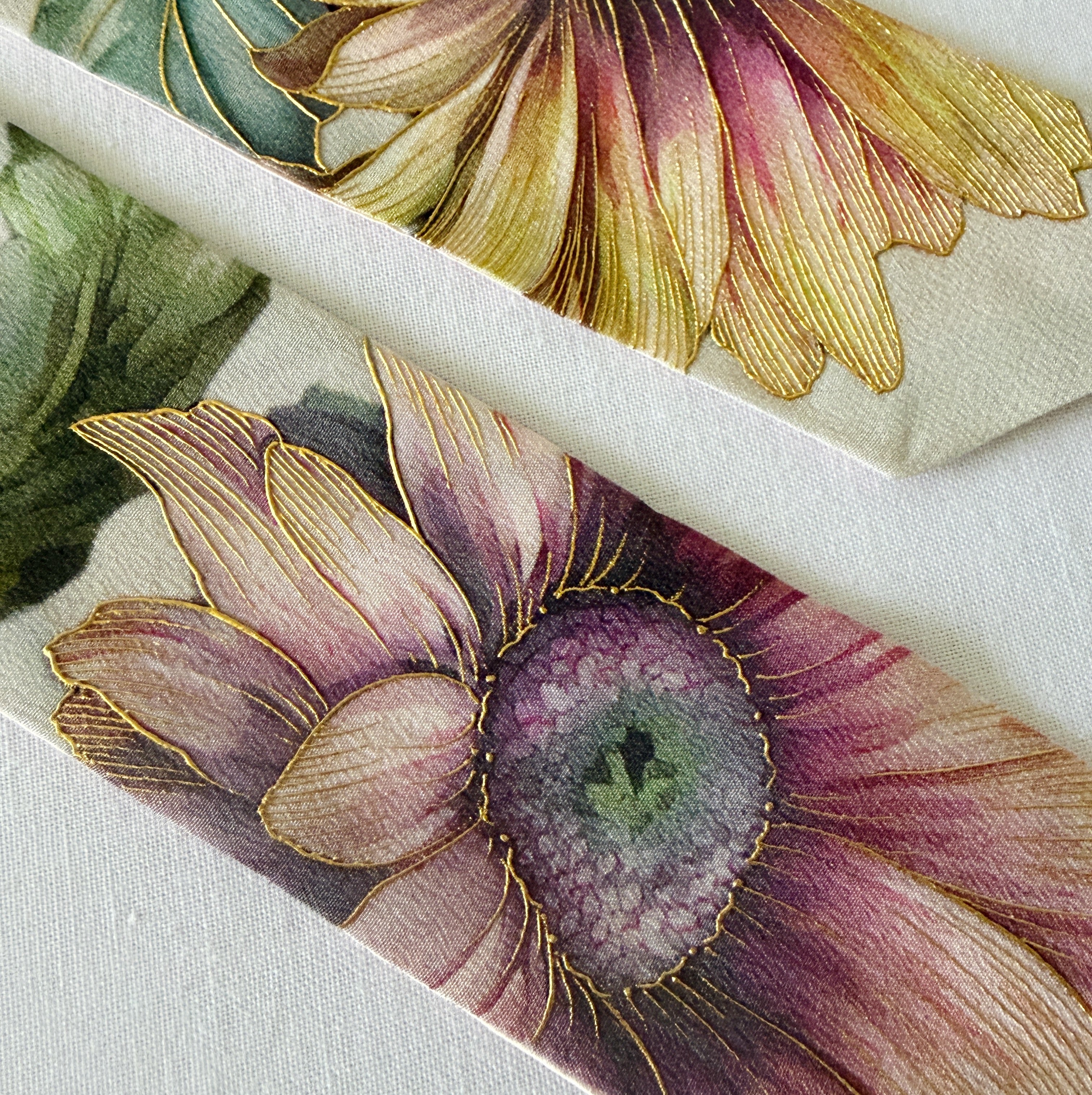 Silk Skinny Scarf - Pastel Daisy Greige