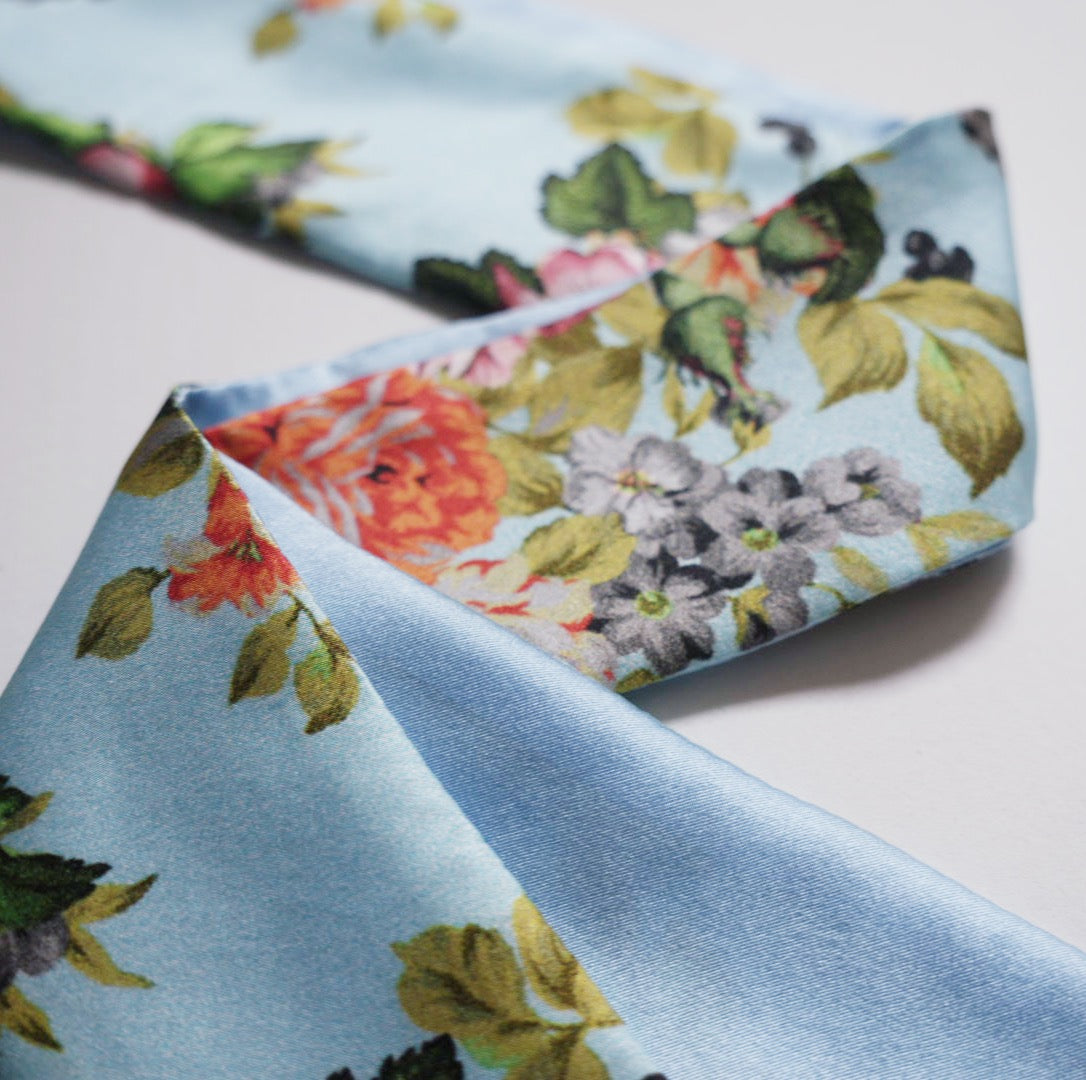Silk Skinny Scarf - Ibischi - Azzurro