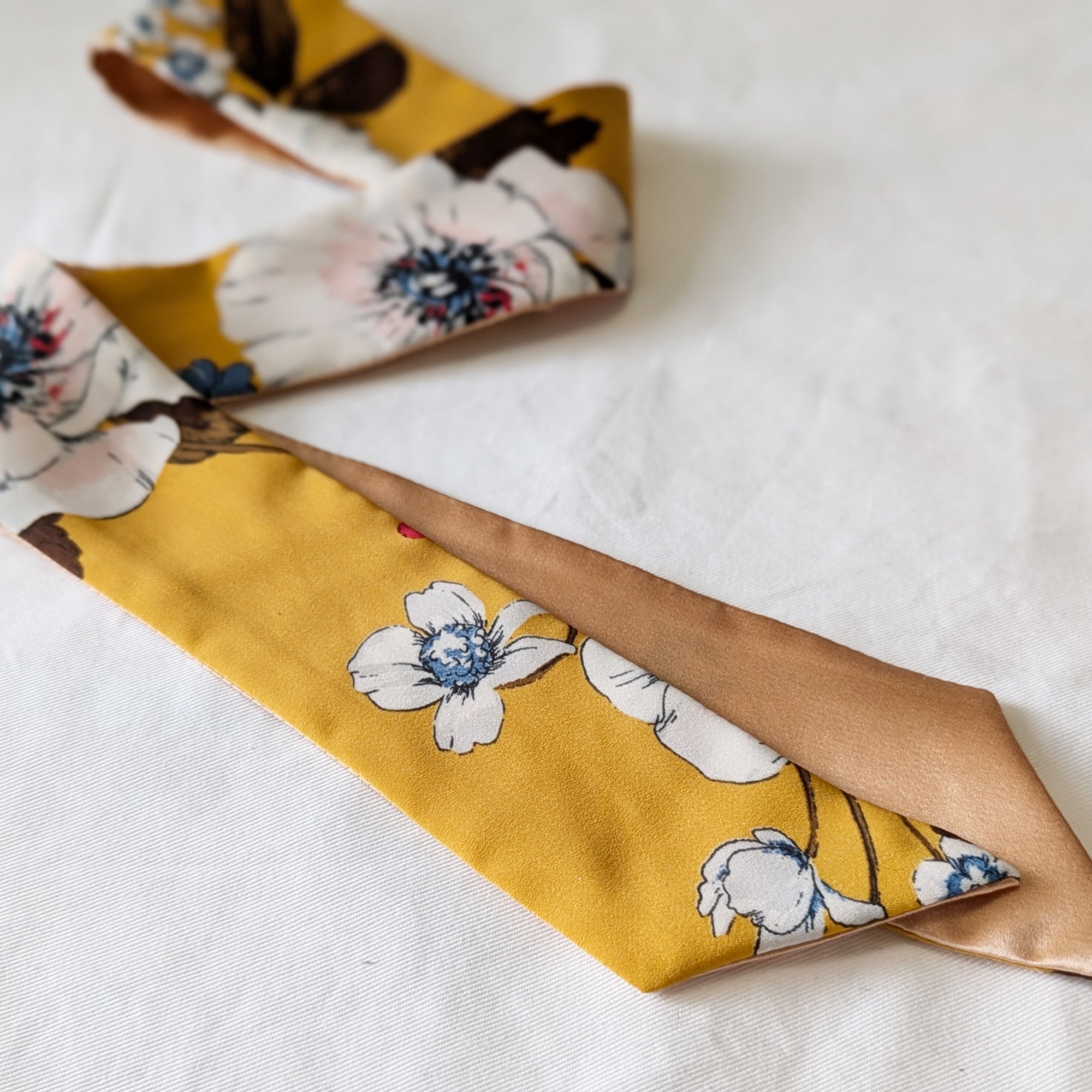 Silk Skinny Scarf - Fiori Bianchi - Giallo