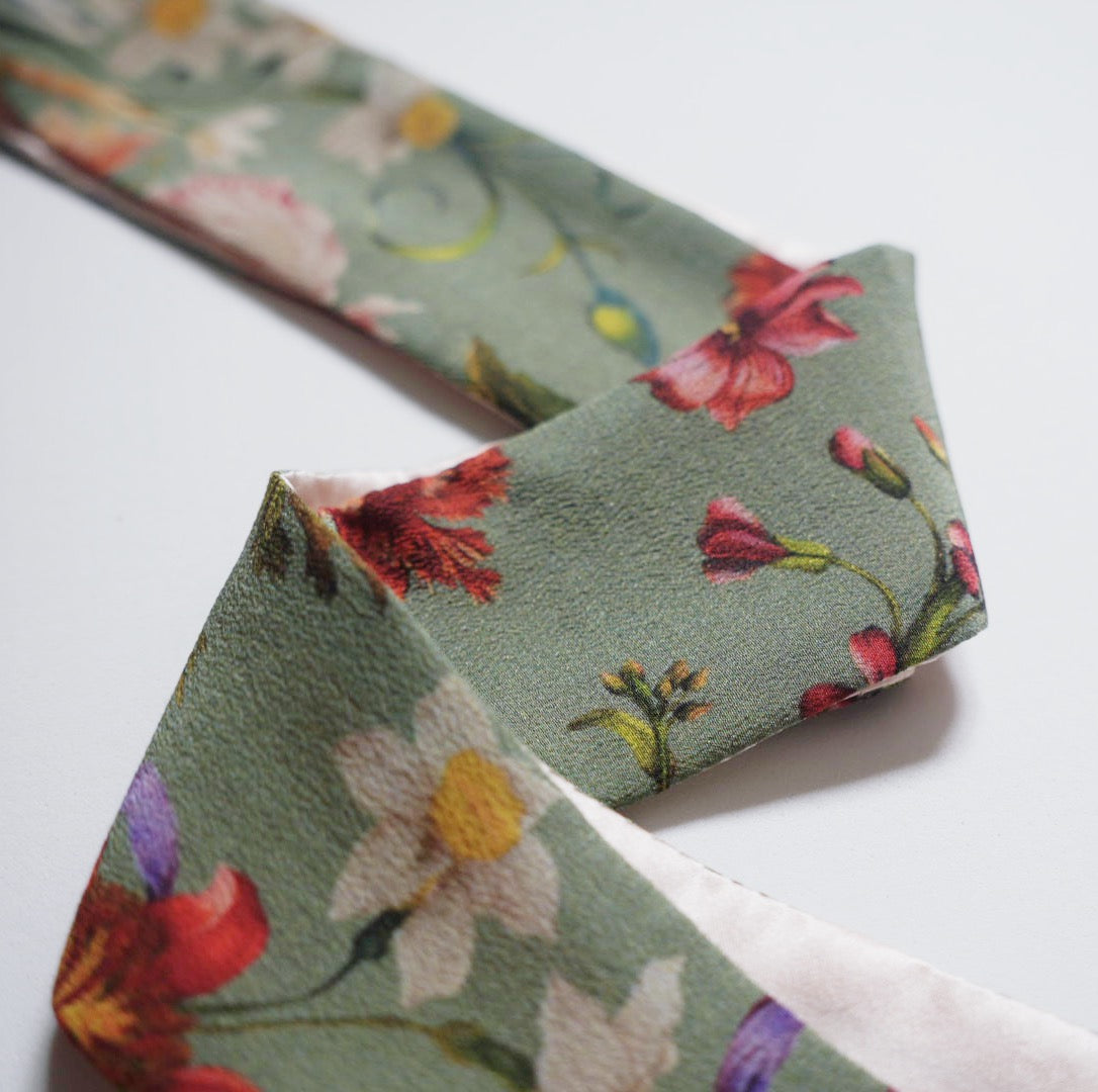Silk Skinny Scarf - Bouquet - verde