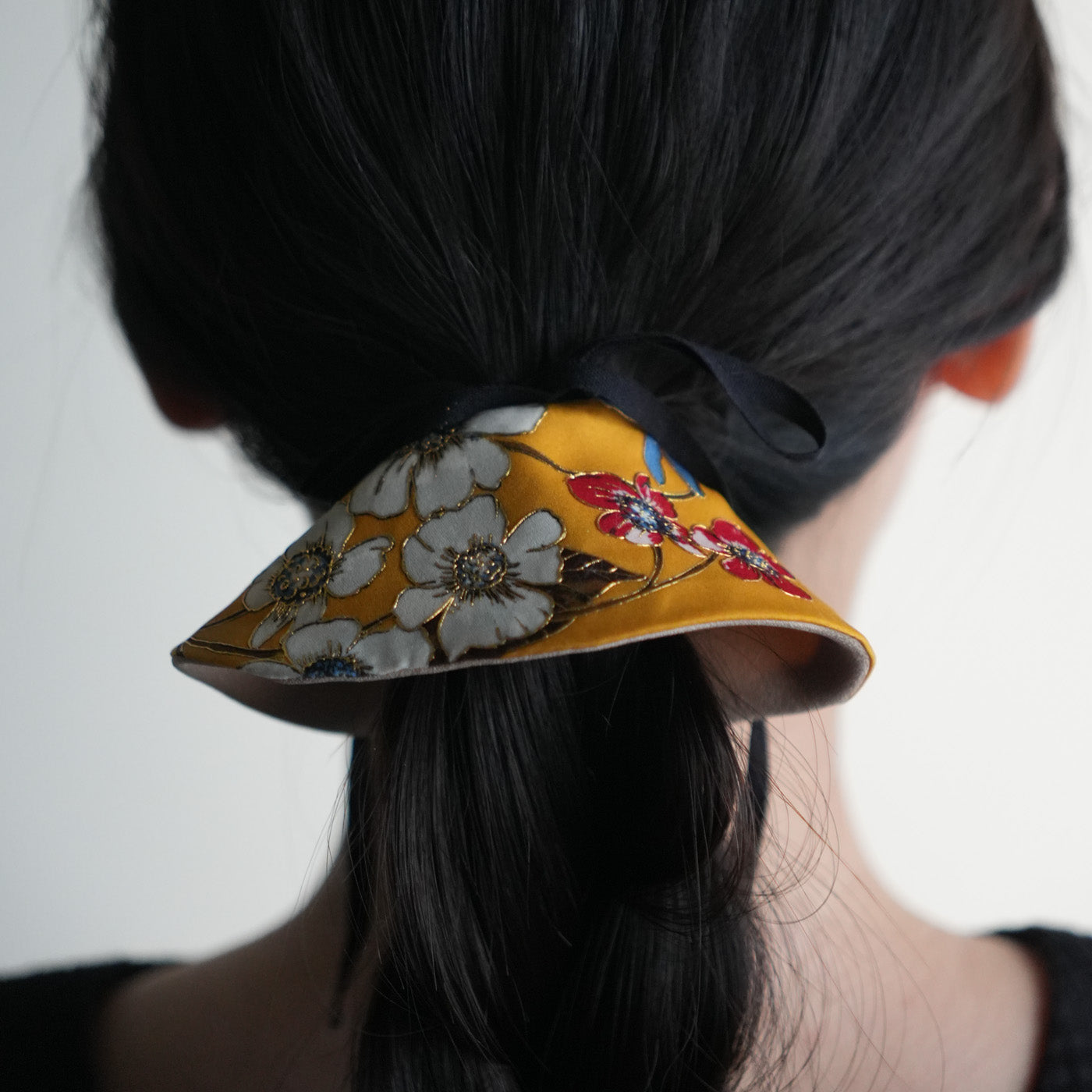 KInsai Loop Hair Wrap - Fiori Bianchi - Giallo