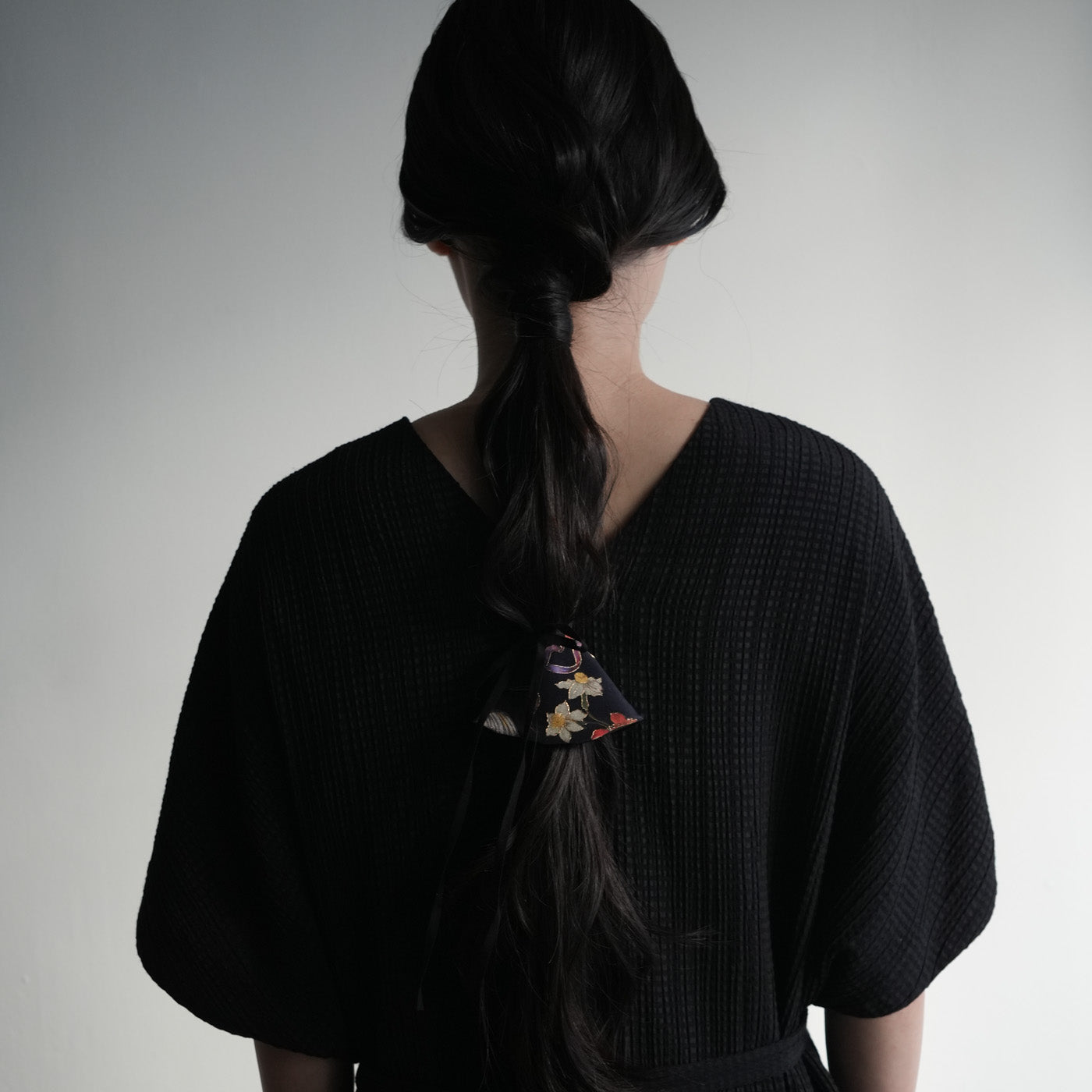 KInsai Loop Hair Wrap - Bouquet - Nero