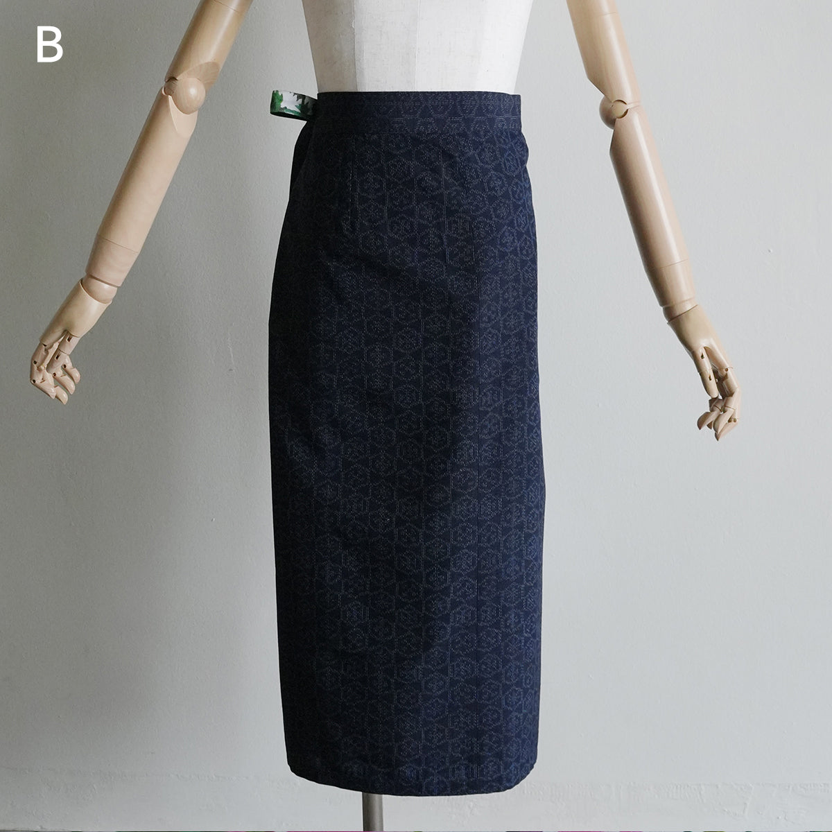 Reversible Skirt Long Straight - Fiori Viola e Gialli - Bianco