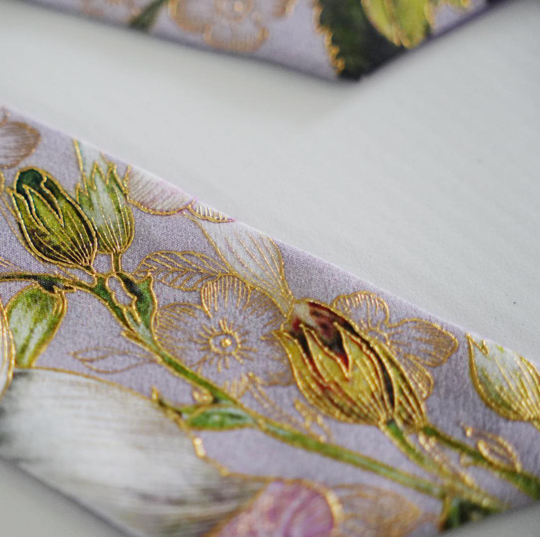 Silk Skinny Scarf - Fiori Bianchi - Viola