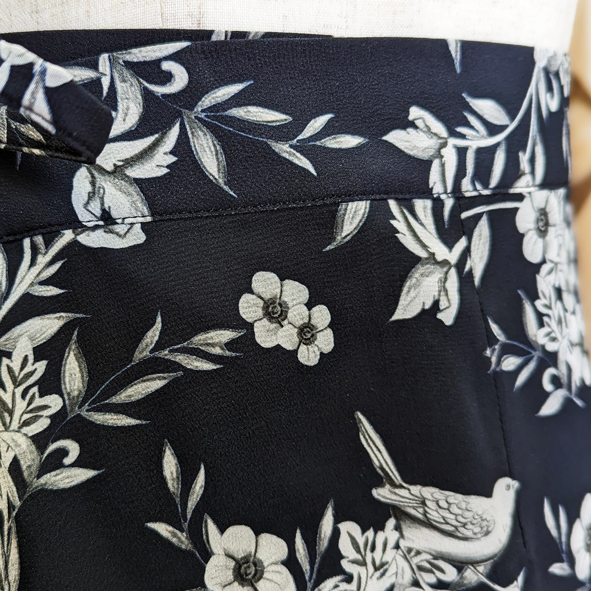 Italian Silk Wrap Skirt - Bianco e Nero