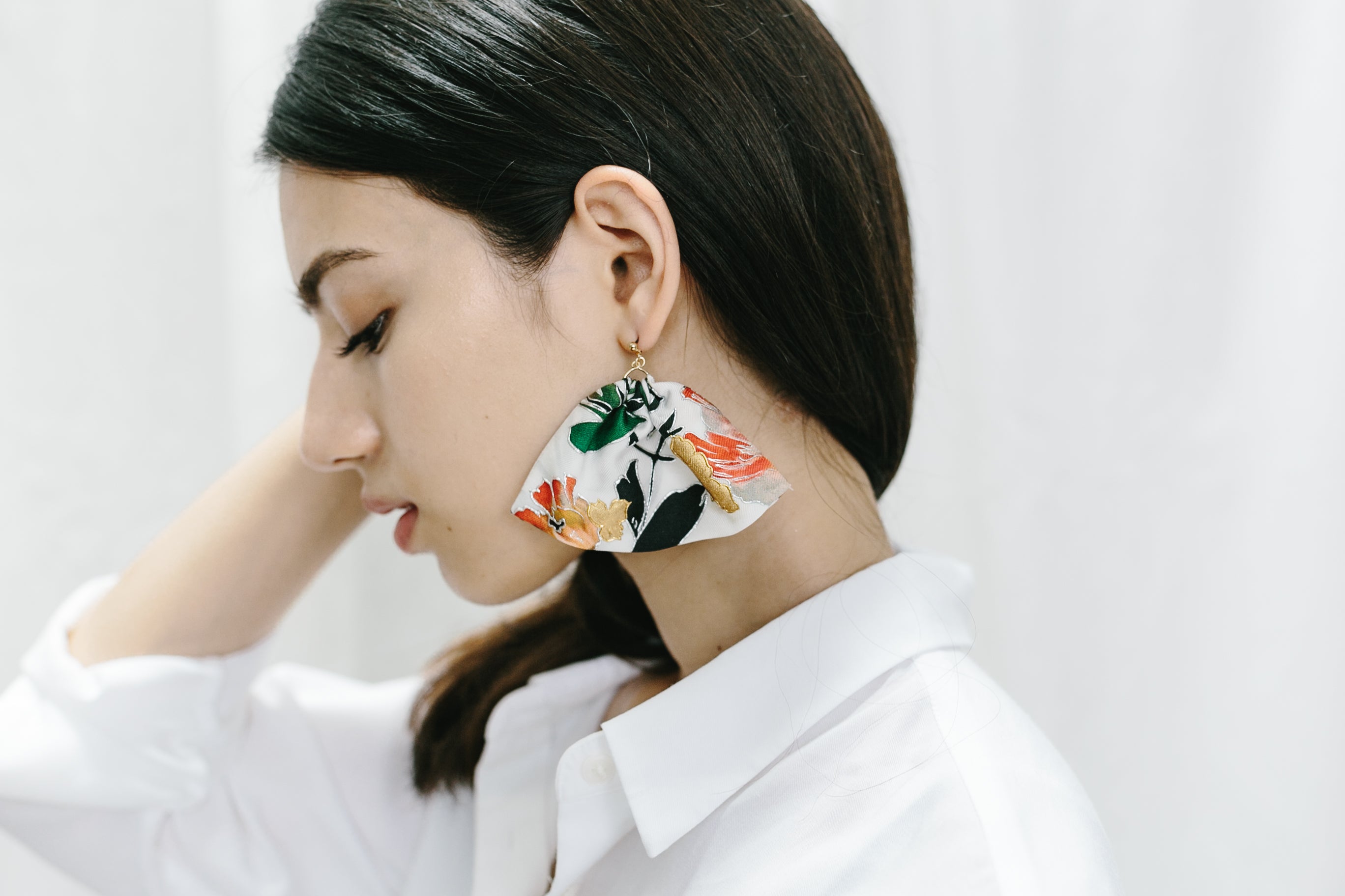 Kinsai Ear Accessory - Fiori Bianco