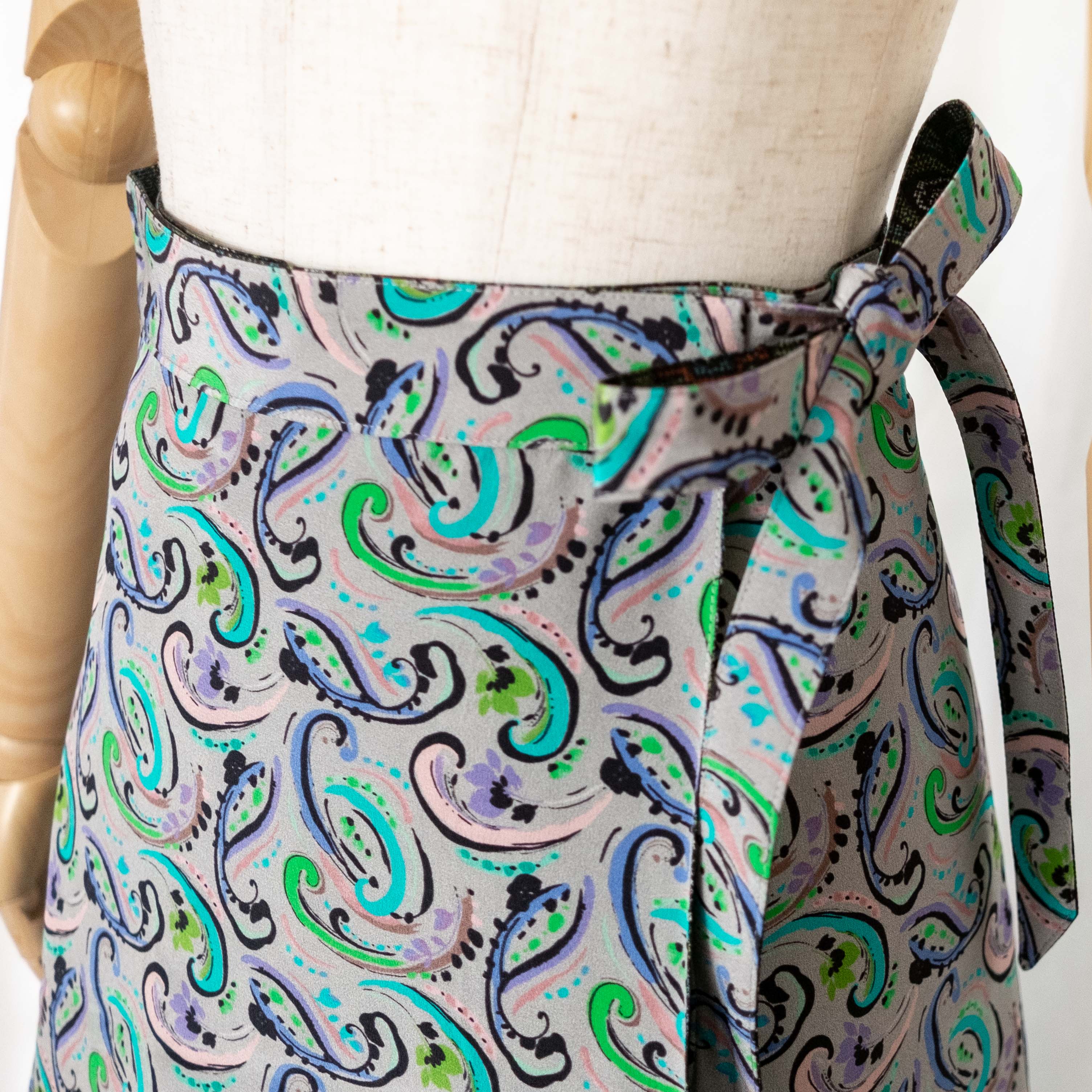 Reversible Skirt Flare - Paisley