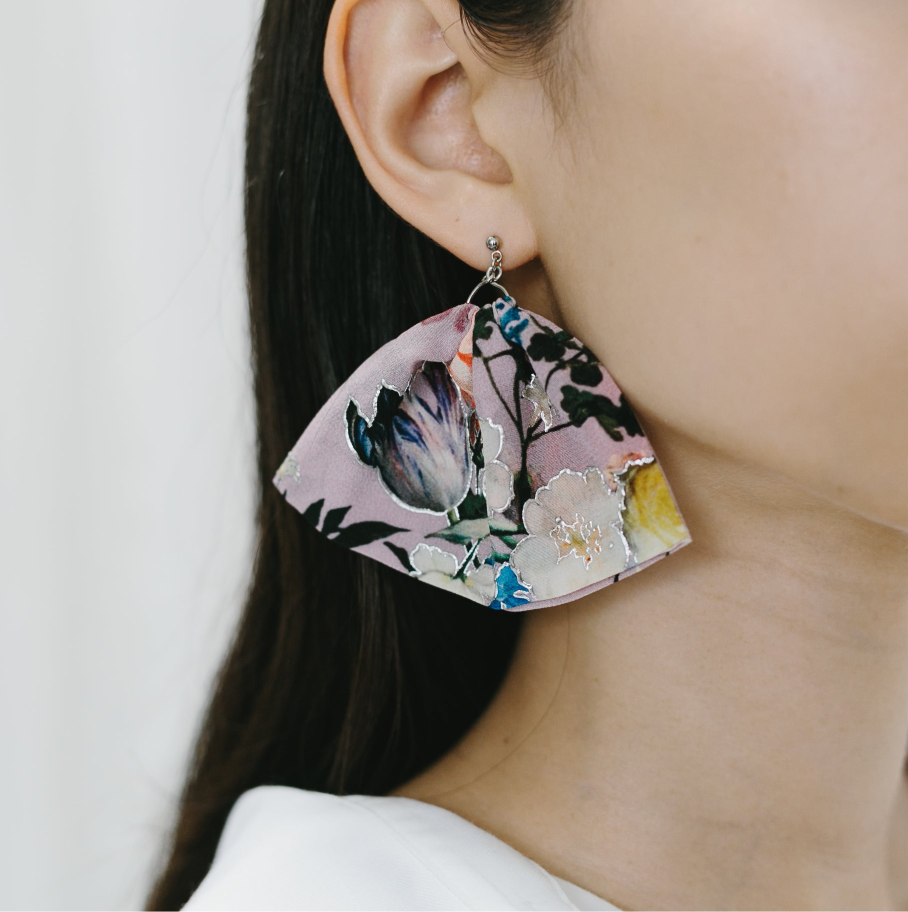 Kinsai Ear Accessory - Fiori Rosa