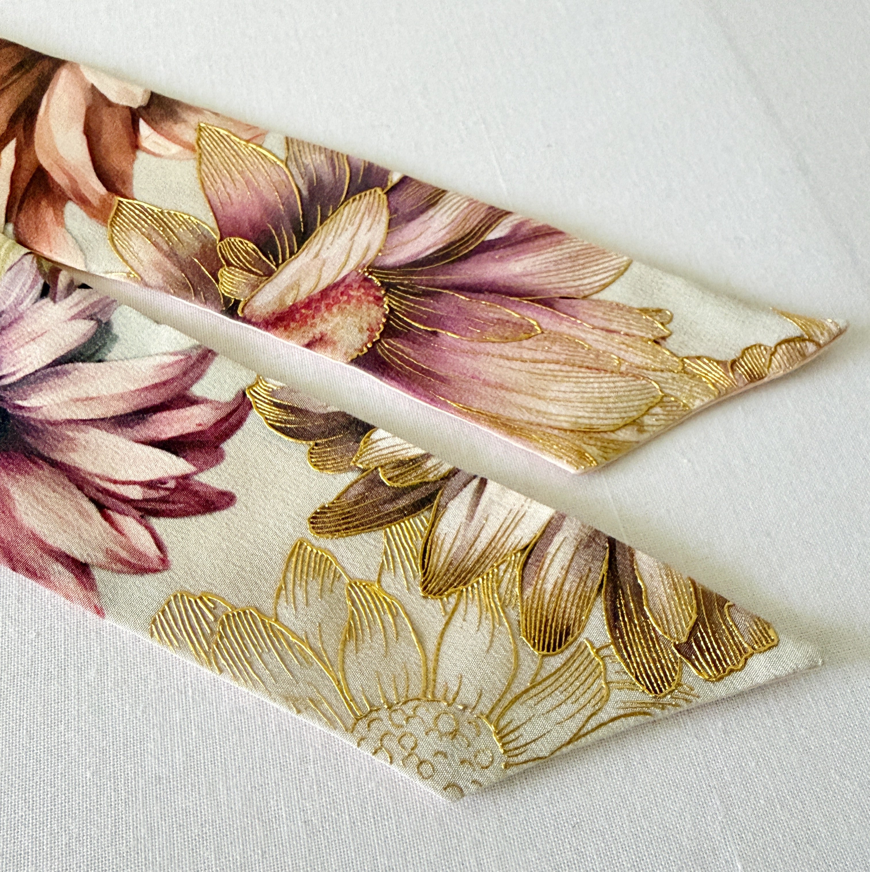 Silk Skinny Scarf - Pastel Daisy Greige