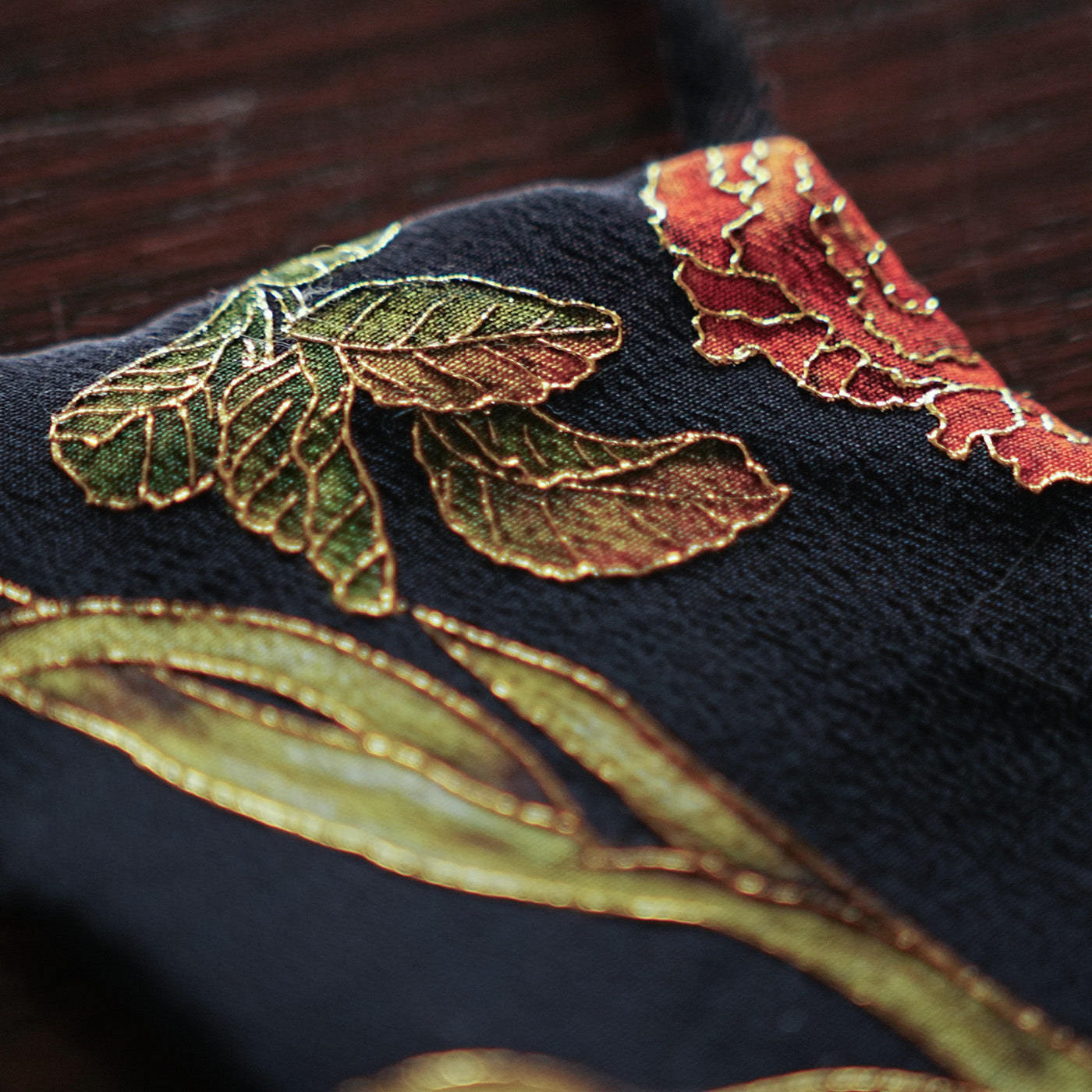 KInsai Loop Hair Wrap  - Bouquet - Nero