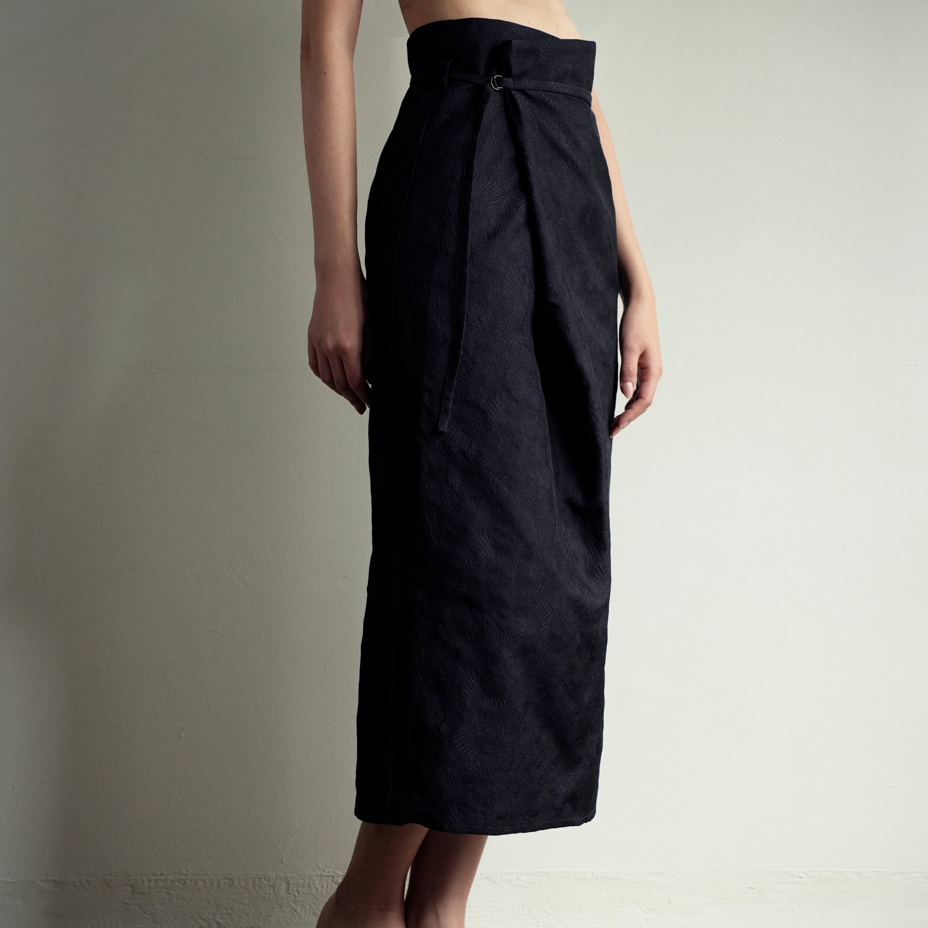 Nishijin-ori Folded Skirt - Sumikuro