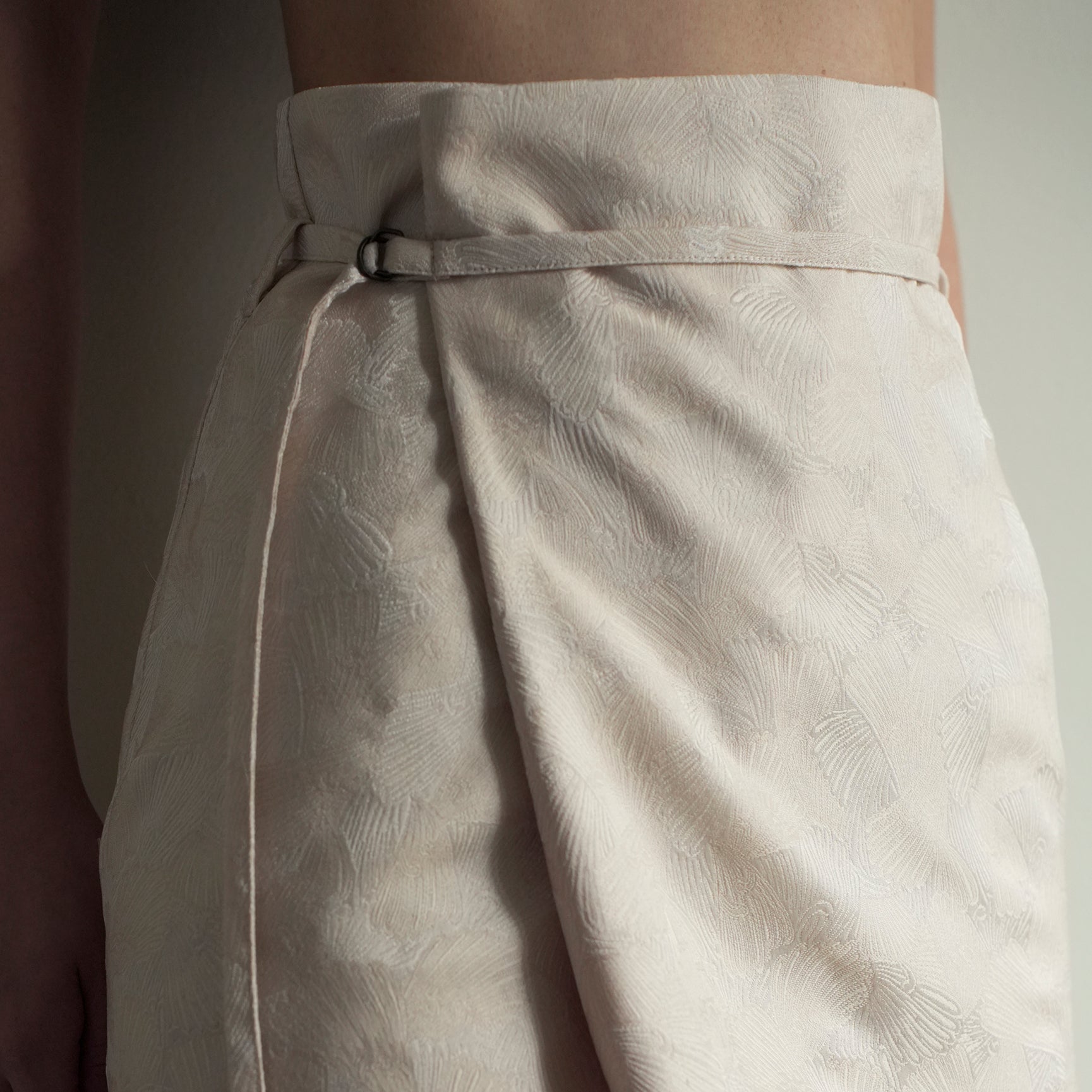 Nishijin-ori Folded Skirt - Shironeri