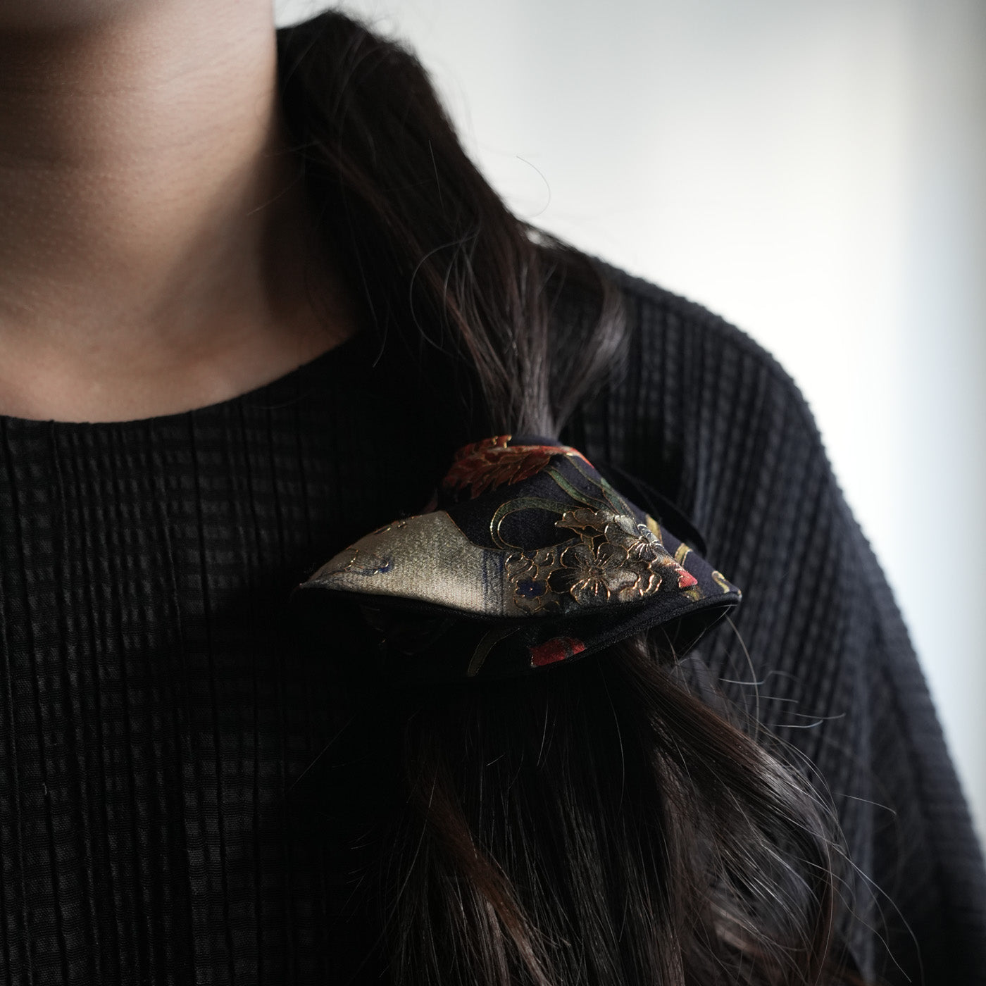 KInsai Loop Hair Wrap  - Bouquet - Nero