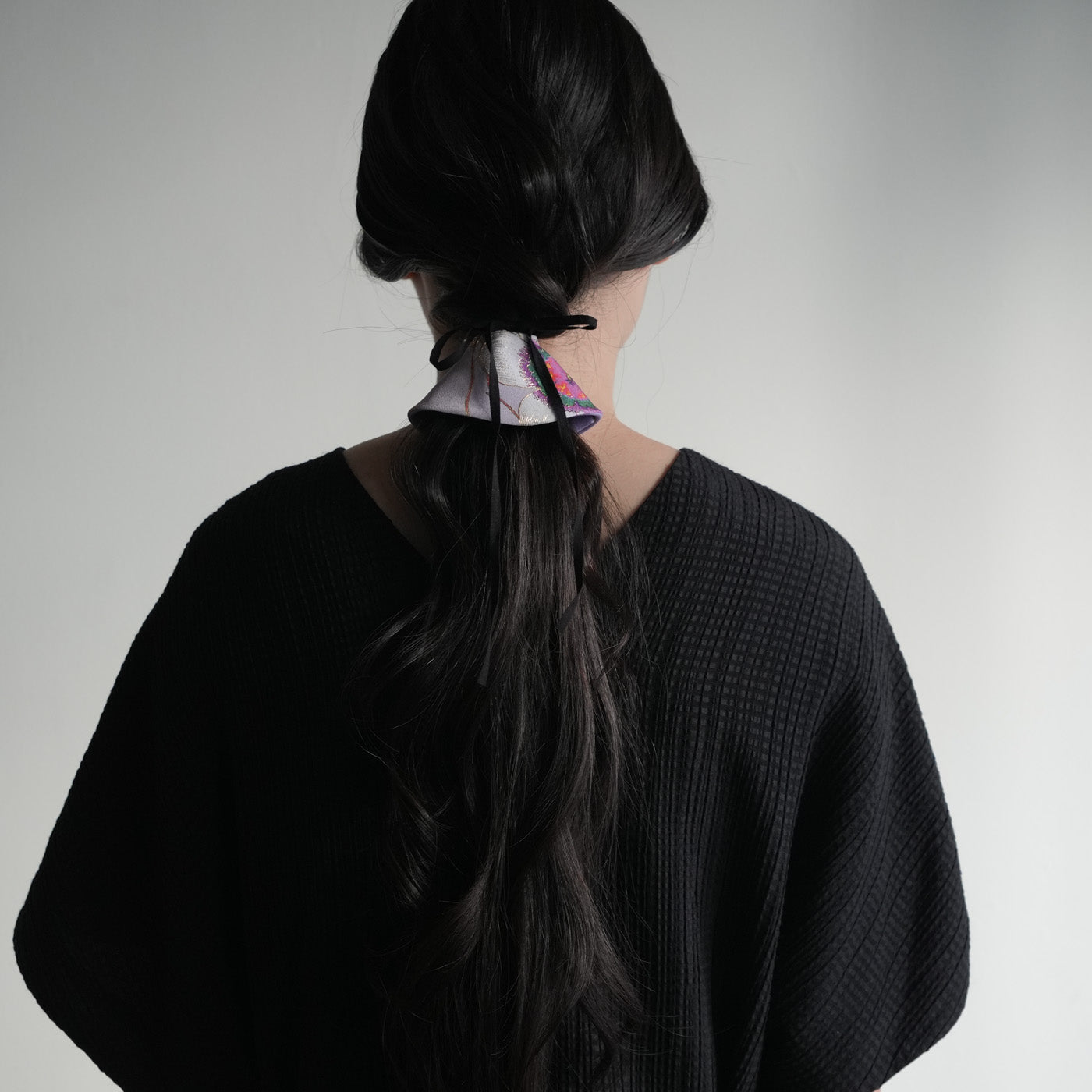 KInsai Loop Hair Wrap - Fiori Bianchi - Viola