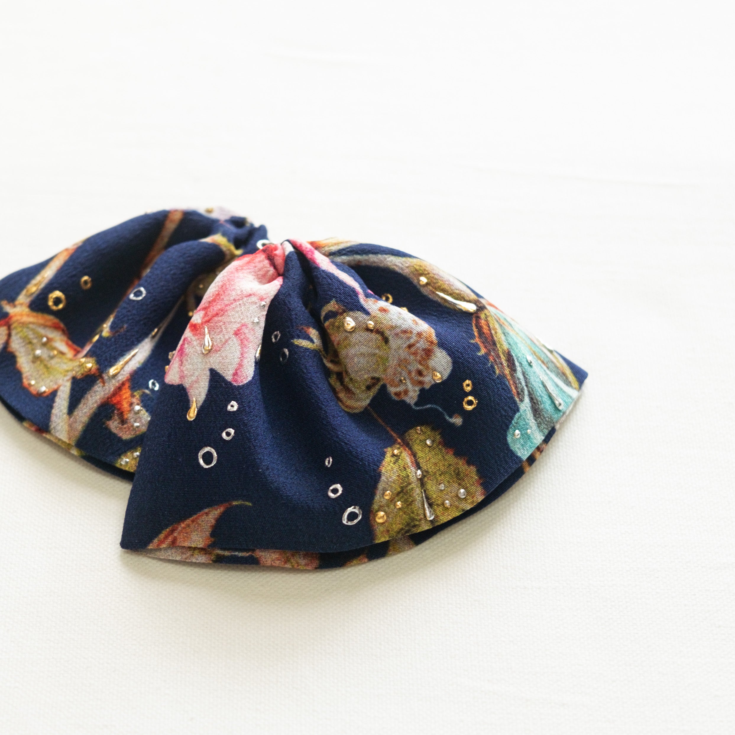 Kinsai Ear Accessory - Fiori Navy