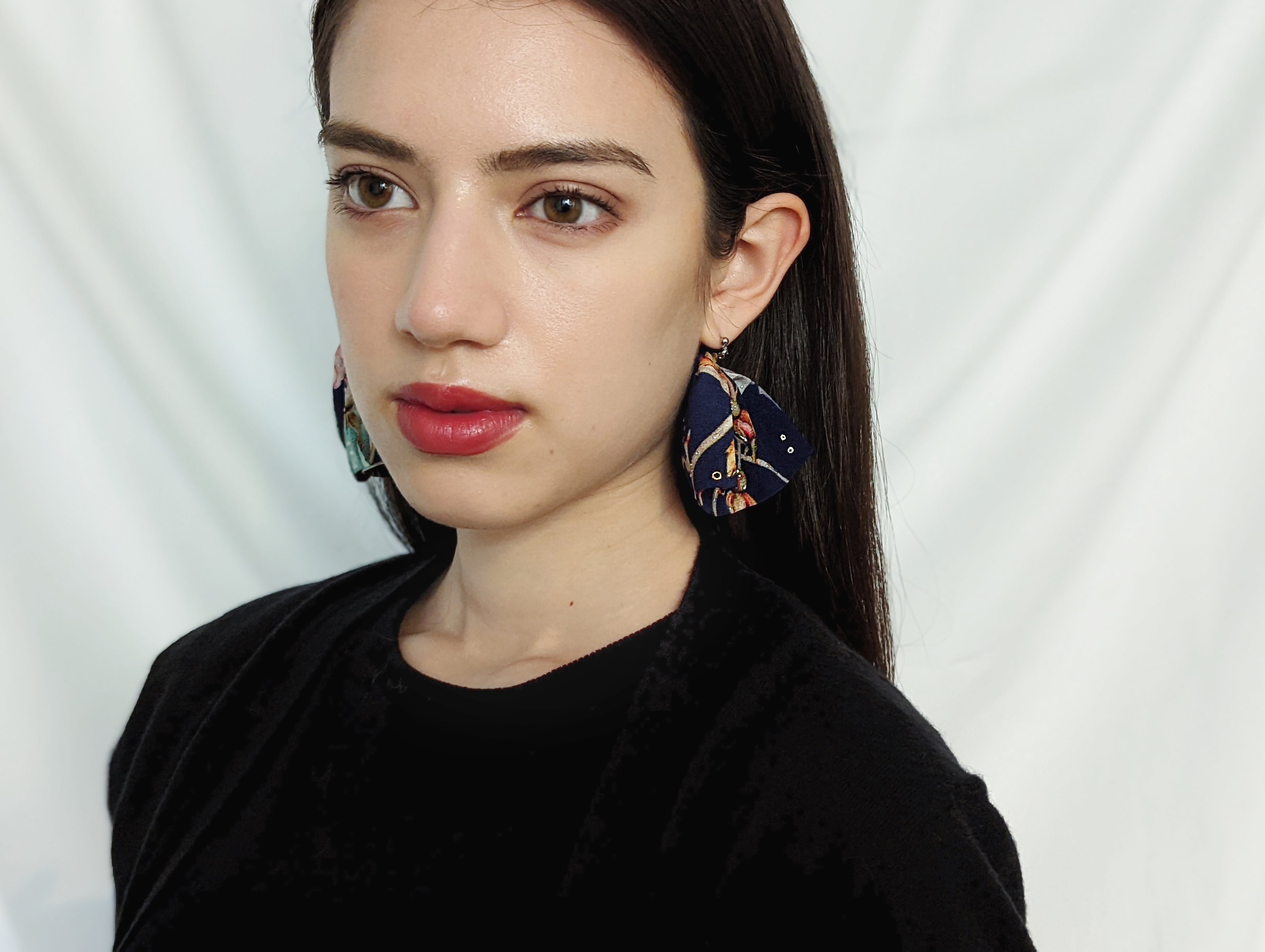 Kinsai Ear Accessory - Blue Flower main image 1