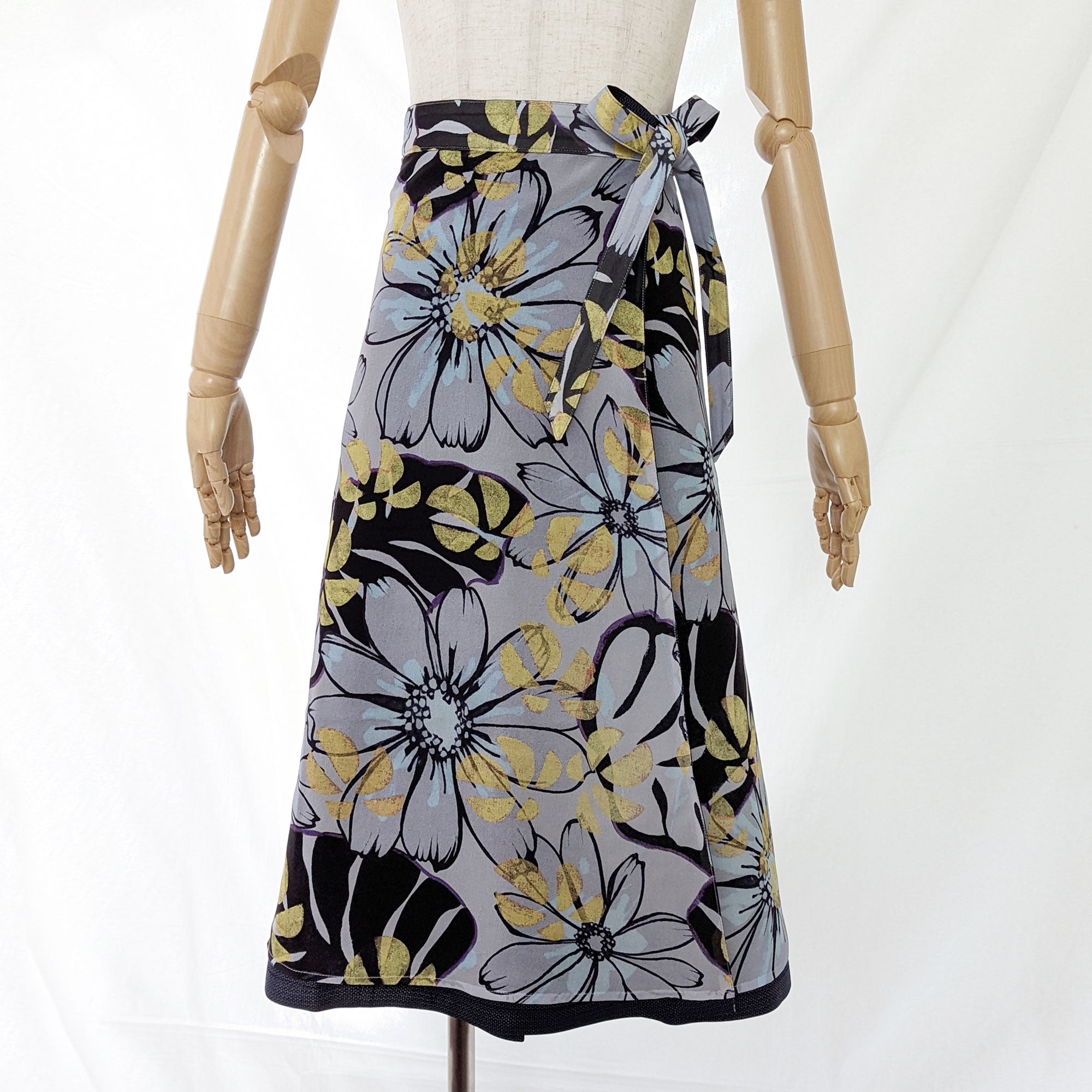 Reversible Skirt Flare - Fiori Mono